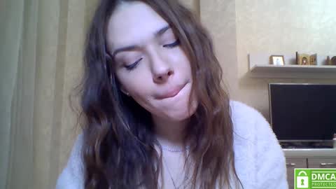 Jennifer online show from February 13, 9:38 pm