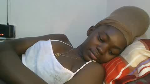 jollynabeb online show from October 6, 12:49 am