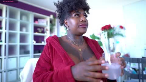 Snapshot of josyblack chatting on January 19, 9:55 am josyblack online show from January 19, 9:55 am