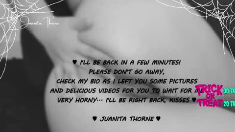 Snapshot of juanita_thorne chatting on October 16, 2:03 am            online show from October 16, 2:03 am