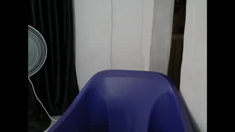 juicyxpink online show from September 21, 9:41 am