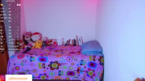 Juliana online show from February 27, 1:38 am