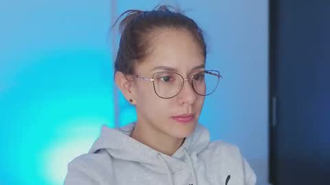 Julia Schedule 10 pm to 4  am GTM-5 online show from September 28, 1:38 pm