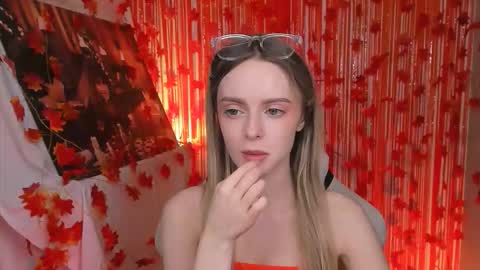 Snapshot of juliabrewwer chatting on October 11, 12:41 pm Julia online show from October 11, 12:41 pm