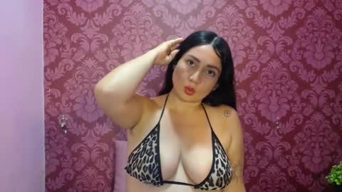 Juli online show from October 18, 4:53 pm