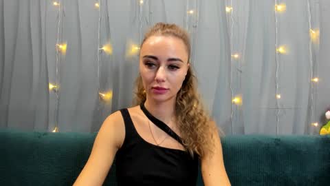 Yulya online show from January 17, 2:18 am