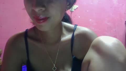 julie0612 online show from November 28, 6:55 pm