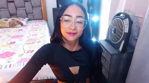 julieta art1 online show from February 2, 12:30 am