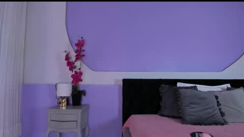 Julieta  online show from December 4, 12:18 pm