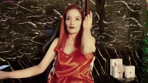 Julieta wall online show from December 17, 2:10 pm