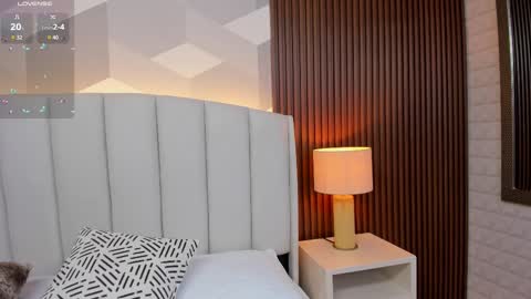 Julieta Santos online show from March 8, 6:24 pm