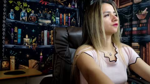 Julietta Jackson online show from January 2, 7:40 pm