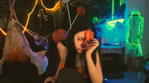 Juls online show from October 19, 4:42 pm