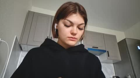 Ashley online show from November 20, 10:27 am