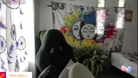 Sofia online show from February 4, 8:28 pm