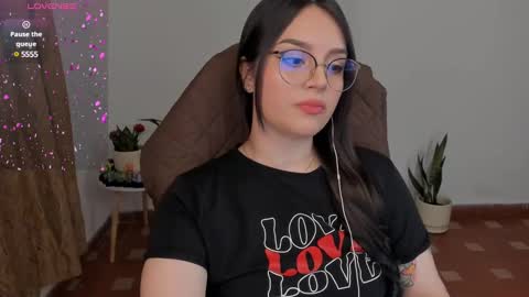 Snapshot of jxssicax chatting on December 18, 11:51 pm jxssicax online show from December 18, 11:51 pm