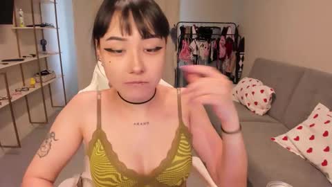 Kaoru online show from December 3, 9:22 am