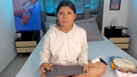 Kaia online show from January 4, 3:39 pm