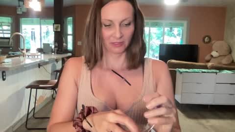 Kailee Smile online show from September 20, 3:49 am