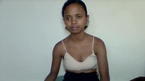 kamillah69 online show from January 13, 5:28 pm