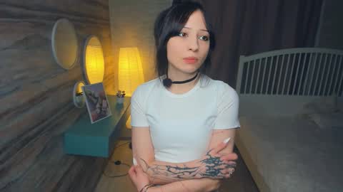 Emily online show from November 23, 7:15 pm