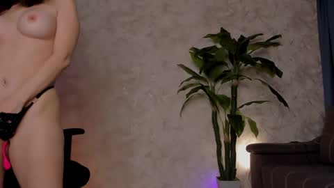 Emma online show from January 30, 12:29 am