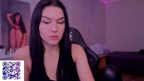 kara_life online show from March 2, 7:15 am