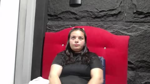 Karen online show from November 22, 6:10 pm