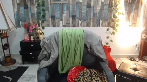 karima_sarabe online show from September 29, 9:20 pm