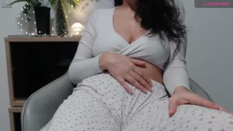 You can call me K  online show from December 12, 6:14 am