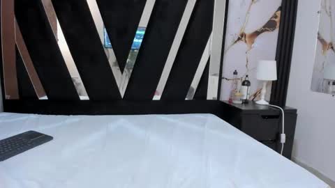 KarinaSimonz online show from February 22, 9:37 pm