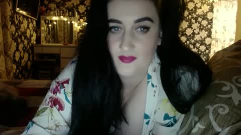 Snapshot of karinkabrunetka2 chatting on December 3, 5:01 pm karinkabrunetka2 online show from December 3, 5:01 pm