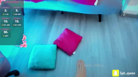 Karla online show from March 11, 2:31 pm