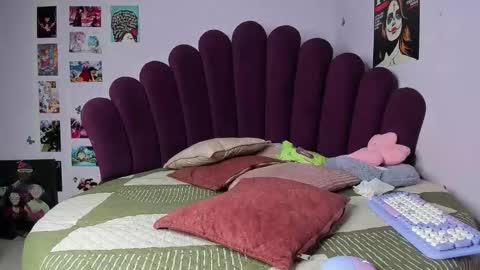 karen online show from February 19, 3:28 am