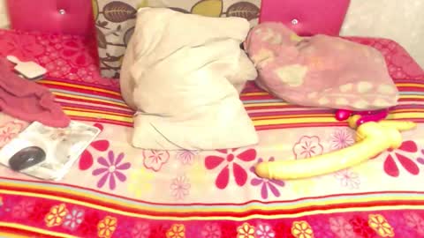 DAHIANA online show from November 14, 5:02 pm