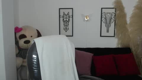 KARLYE online show from November 8, 2:38 am