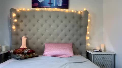 KarmaRosexx online show from December 4, 8:23 am