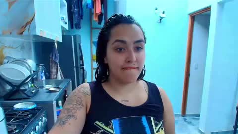    online show from November 6, 6:36 pm