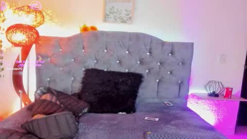 Karol online show from December 14, 3:34 am