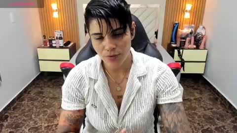 Karoll online show from September 18, 2:32 am