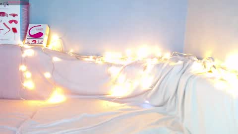 Kira online show from February 19, 3:06 am