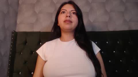 Isa online show from January 31, 7:11 pm