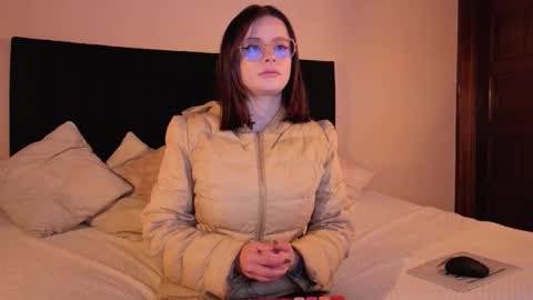 kassandra james online show from November 28, 11:46 am