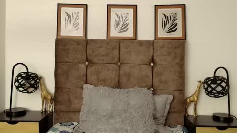 kat paradisse online show from October 15, 9:39 pm