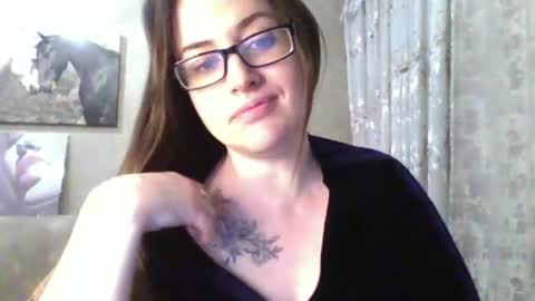Snapshot of katarios_x chatting on October 20, 4:21 pm katarios online show from October 20, 4:21 pm