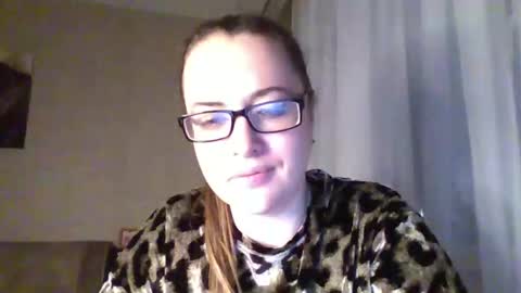 Snapshot of katarios_x chatting on October 24, 8:38 pm katarios online show from October 24, 8:38 pm