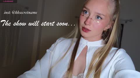 Snapshot of katcontrol chatting on October 5, 7:19 pm katcontrol online show from October 5, 7:19 pm