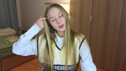 Snapshot of katcontrol chatting on January 4, 5:26 pm katcontrol online show from January 4, 5:26 pm