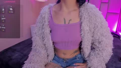   online show from January 7, 12:08 pm