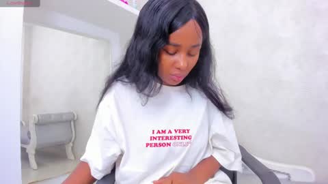 Snapshot of katherin_cruzz chatting on February 23, 2:18 pm katherin online show from February 23, 2:18 pm